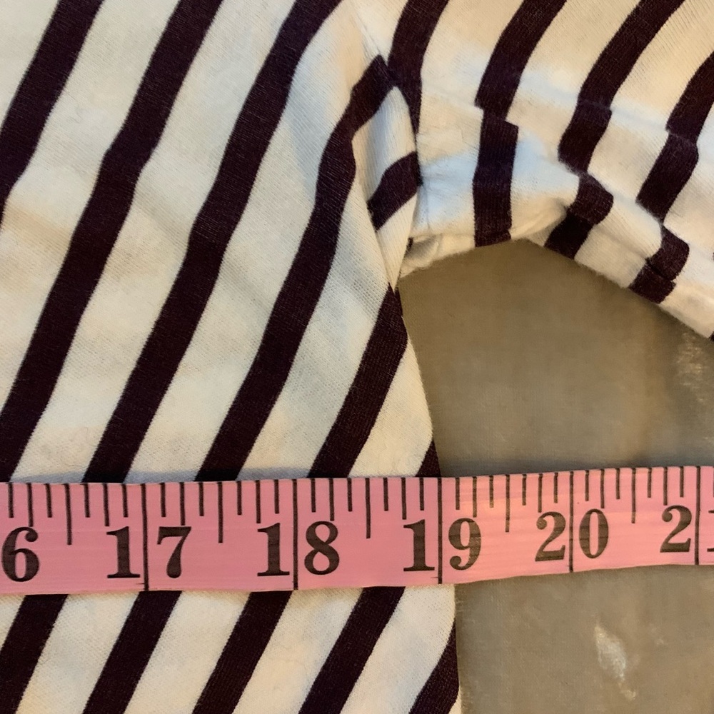 D O N A T E D
LOFT outlet size medium tee with plum purple color EUC - Picture 5 of 7
